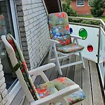 Klimatisierte Kastanie Mit Balkon *