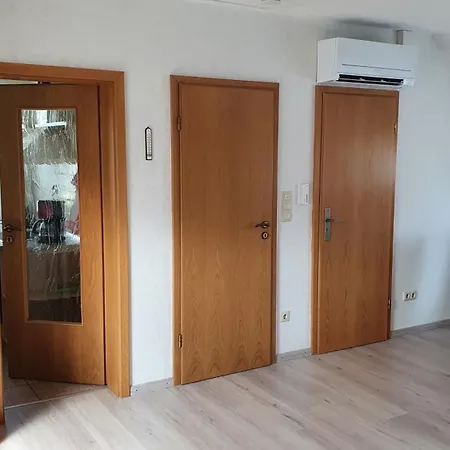 Appartamento Klimatisierte Kastanie Mit Balkon