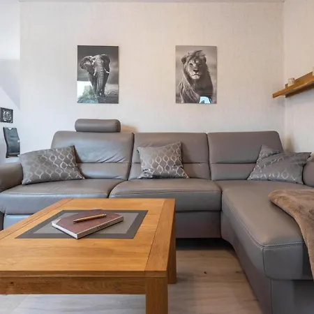 Klimatisierte Kastanie Mit Balkon *