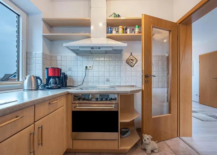 Klimatisierte Kastanie Mit Balkon Lohne (North Rhine-Westphalia)